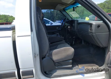 2005 GMC Sierra 1500 Work Truck z USA, uszkodzony, nr VIN 1GTEC14X25Z171247